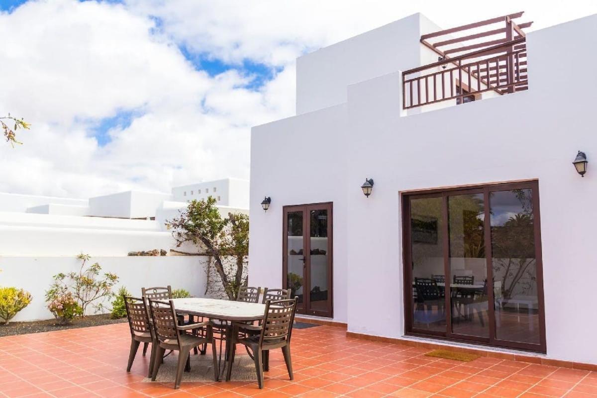 Niteo House Villa Costa Teguise Luaran gambar